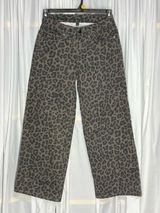 Wild Fable Taupe and Black Leopard Wide-Leg Jeans Size 0/R Photo 0