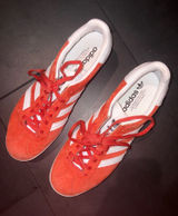 Red & White Sambas Photo 0