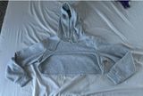 SheIn Cropped cut out hoodie Photo 0