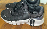 Nike Tennis Shoes Black  Photo 0