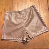 Judith March Vegan Faux Leather High Waisted Shorts in Camel Brown Size Large‎ Photo 0