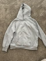 Amazon Sweatshirt Photo 0