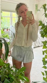 White Long Sleeve Top Photo 0