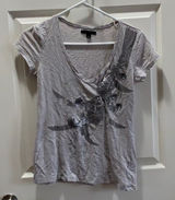 5/$15 - Banana republic small t-shirt‎ Photo 0