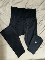 Maternity Nike Leggings Photo 0