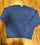 nike crewneck Photo 0