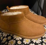 Boots Photo 0