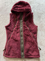 KUHL Women's Flight Pile Fleece Faux Fur Vest Jacket Hood Size Small Photo 0