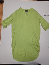 Womens Rain V-Neck T-Shirt -Green - Size M Photo 0