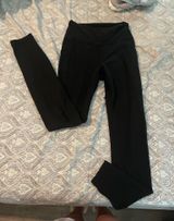 Gilly Hicks workout Leggings  Photo 0