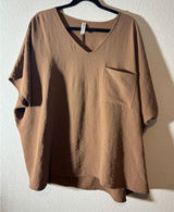 Zenana Women Size L Brown Airflow Crinkle V-Neck Short Sleeve Dolman Sleeves Top Photo 0