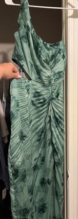 Wedding guest dress Photo 0