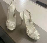 Heels Elegant White Peep-Toe Slingback Heels Audrey Brooke 8 1/2 Great shape Photo 0