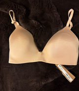 SKIMS Bra Fits Everybody Photo 0