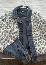 Jacket Photo 0