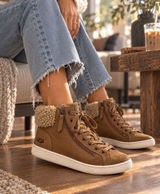 UGG Women's Chestnut Lace-Up Shearling Collar Sneaker Boot Size 8W Photo 0