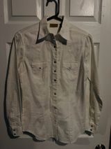 Women’s Wrangler White Long-Sleeve Western Button-Up Shirt Photo 0