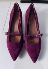 Vionic Minnie Suede Kitten Heel Mary Jane‎ Pump Women Size 5 Dark Academia Photo 0