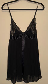 Victoria's Secret Black Lace Pleated Babydoll Chemise Lingerie XL Dark Romance Photo 0