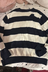 Brandy Melville Sweater Photo 0