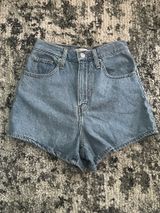 Levi’s High-Waisted Mom Shorts Photo 0