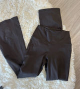 yoga pant flare Photo 0