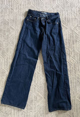 Low-Rise Dark Wash Levi’s Bootcut Jeans Photo 0