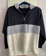 Sweatshirt Photo 0