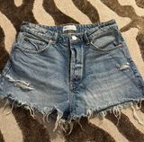 Jean Shorts Photo 0