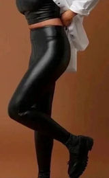 Offline by‎ Aerie Black Faux Leather Leggings Women's Size XL Street Style Photo 0