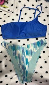 Bikini Photo 0