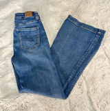 American Eagle Wide Flare Jeans Size 4R Medium Wash Retro Y2K Denim Photo 0