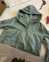 Lululemon Scuba Hoodie Photo 0