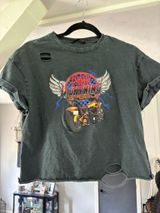 T-Shirt Graphic Photo 0