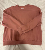 Hollister Crewneck Sweatshirt Cropped Photo 0