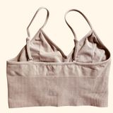 New ALO YOGA RIbbed Bra size M Beige stretch run gym yoga workout Photo 0