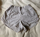White Lululemon Hotty Hot 2.5" Shorts High-Rise Photo 0