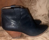 Frye Reina Ankle Boot Women 7.5 Black Leather Heels Pointed Toe Western Side Zip Photo 0