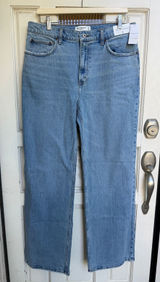 Abercrombie & Fitch The 90s Relaxed Jean High Rise Light Wash Blue Size 32 Long Photo 0