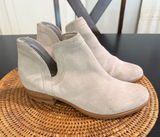 Sorel Lolla Cut Out Suede Ankle Boots Beige Sand NL3570-092 Womens 10 Photo 0