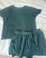 green lounge set!  Photo 0