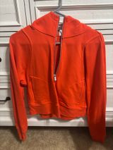Lululemon sweatshirt Photo 0