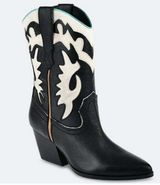 Dolce Vita Boots Photo 0