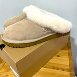 UGG | Cluggette Slippers Indoor Outdoor In Sand NEW In Box Size 8 Photo 0