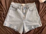 Abercrombie The Dad Shorts High-Rise Photo 0