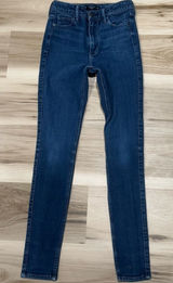 Abercrombie and Fitch Blue Skinny Jeans Women’s 0/25 Photo 0