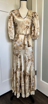 Gold Hawk 100% Silk Floral V Neck Belted Maxi Dress Eyelash Lace Trim Womens XS Photo 0