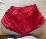 Lululemon Hotty Hot 2.5" Low-Rise Photo 0