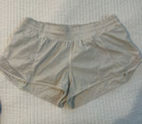 Lululemon Hotty Hot Shorts 2.5" Photo 0