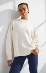 Women's Abercrombie Cream Relaxed Crewneck Sweatshirt Photo 0